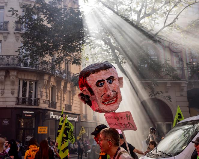 Macron and PM Lecornu keep low profiles amid social unrest