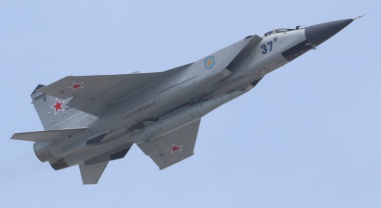 Russian warplanes breach NATO airspace over Estonia