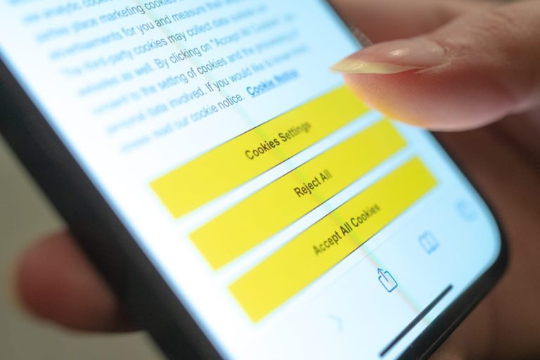 Europe’s cookie law messed up the internet. Brussels wants to fix it.