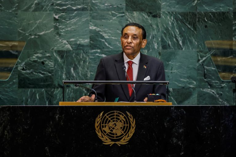 Sudan PM urges end to ‘political’ chemical weapons sanctions