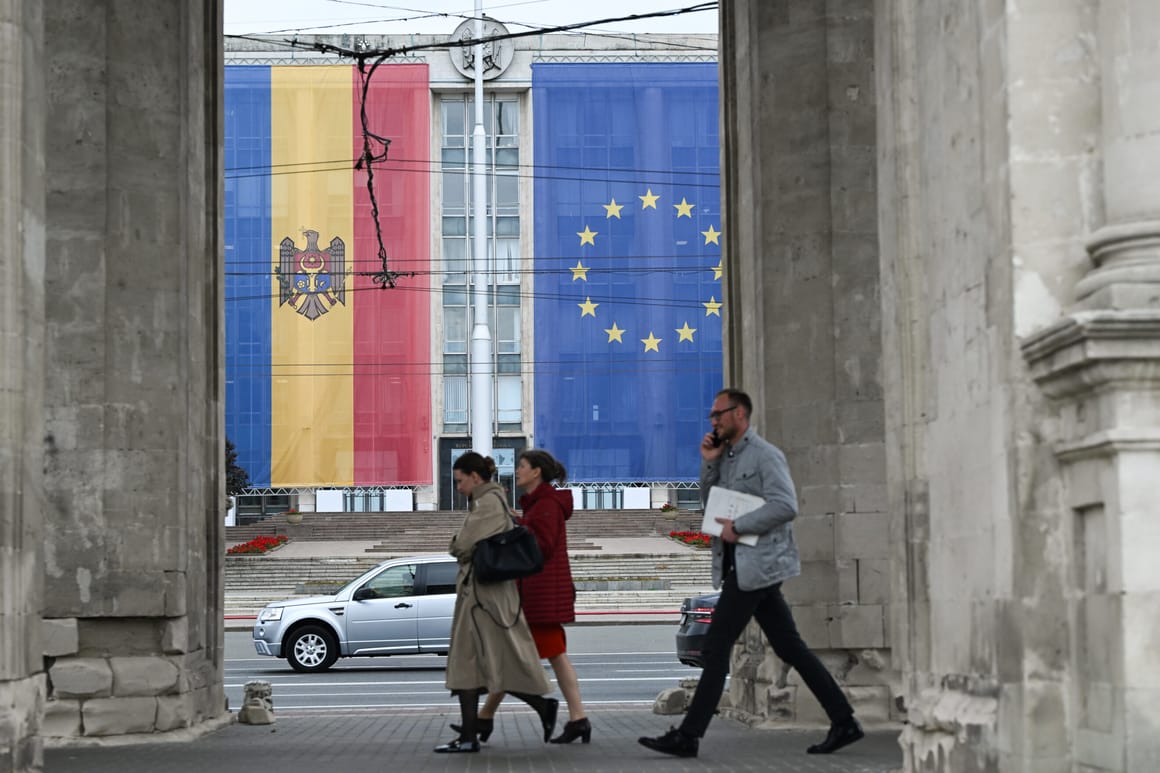 Pro-EU party leads in high-stakes Moldovan election