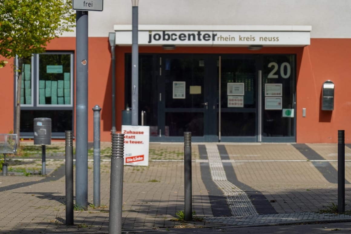Unemployment hits 14-year high as Germany waits for Merz’s stimulus
