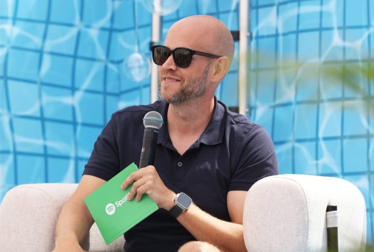 Spotify’s Daniel Ek to step down as CEO