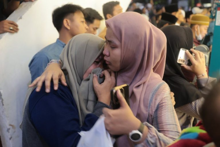 Islamic school building in Indonesia collapses on students, killing at least 1 and injuring dozens