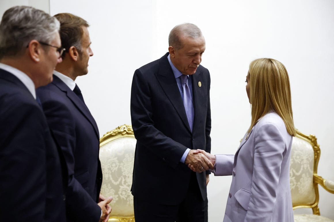 Erdogan wants Meloni to stop smoking, but Macron thinks it’s a lost cause