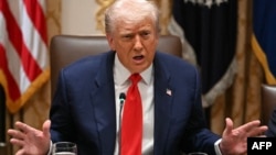 Trump Says He’s ‘Very Disappointed’ With Putin As He Weighs Providing Ukraine With Tomahawks