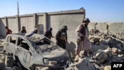 Afghan, Pakistani Negotiators Arrive in Doha For Peace Talks After Deadly Clashes