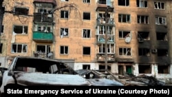Moscow Renews Night-Time Strikes On Ukraine As Kyiv Hits Russian Energy Plants