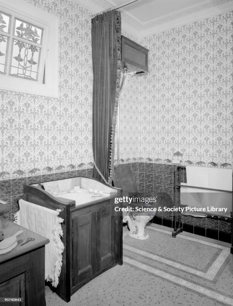 Why Lincoln Never Slept in the Lincoln Bedroom