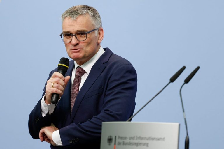 Germany lifts restrictions on arms exports to Israel