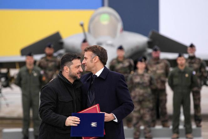 France and Ukraine step up defense cooperation at a critical moment for Kyiv