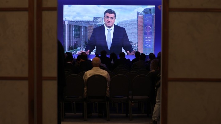 Mr. Tzitzikostas: Vertical road and railway axis Thessaloniki-Bucharest to be signed