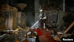 Russia Attacks Ukraine As US Peace Plan Pressure Mounts On Kyiv