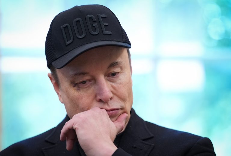 “The swamp won”: Republicans lament loss of Elon Musk’s DOGE