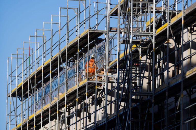 Housing crisis creates “new social challenges” in Portugal – European Commission