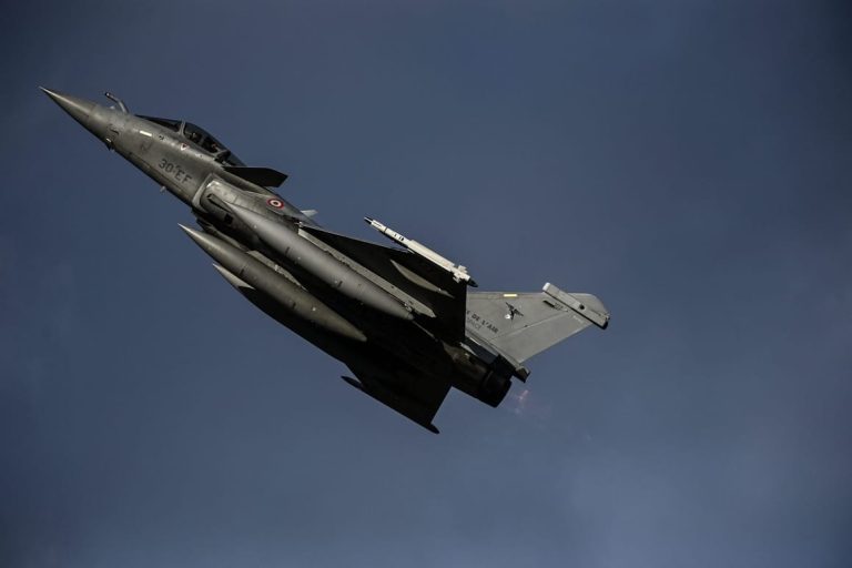 Germany, France set date for troubled fighter jet project decision