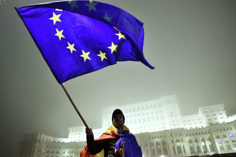 EU agrees bare-bones anti-corruption law