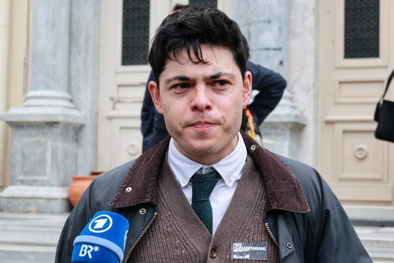 People who save lives should not be criminalized