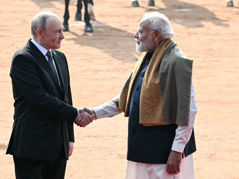 Putin, Modi kick off India summit as trade, US sanctions loom large