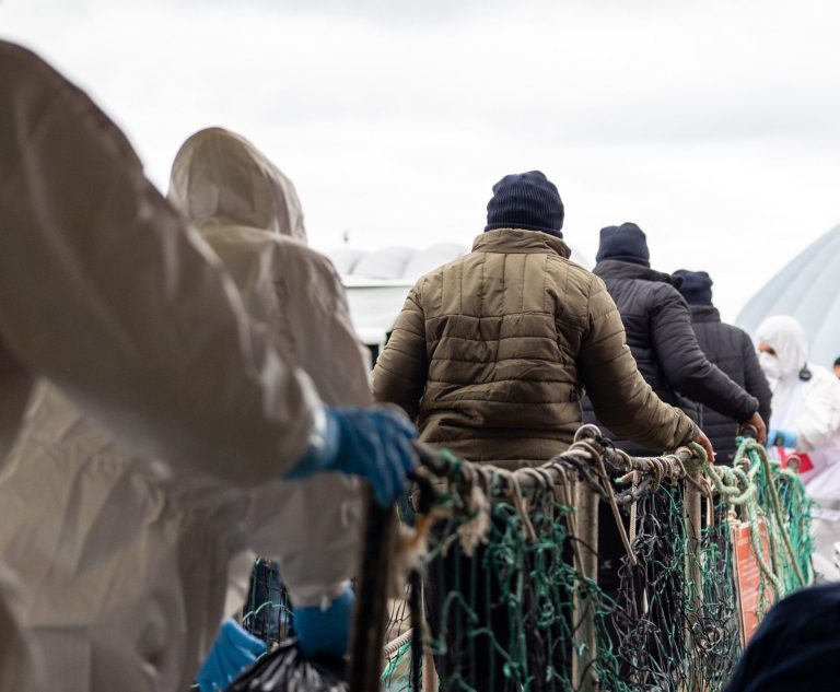 Tighter rules on repatriations and green light for hubs, turning point in the EU