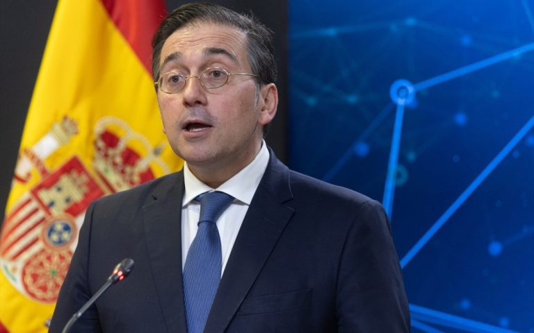 Albares calls on Europe to “take a leap in its sovereignty” in the face of the new U.S. strategy