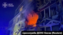 Ukraine Prepares For Crucial European Talks Amid Deadly Russian Attacks