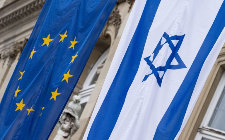 Podemos and other left-wing parties collect signatures for the EU to break off relations with Israel