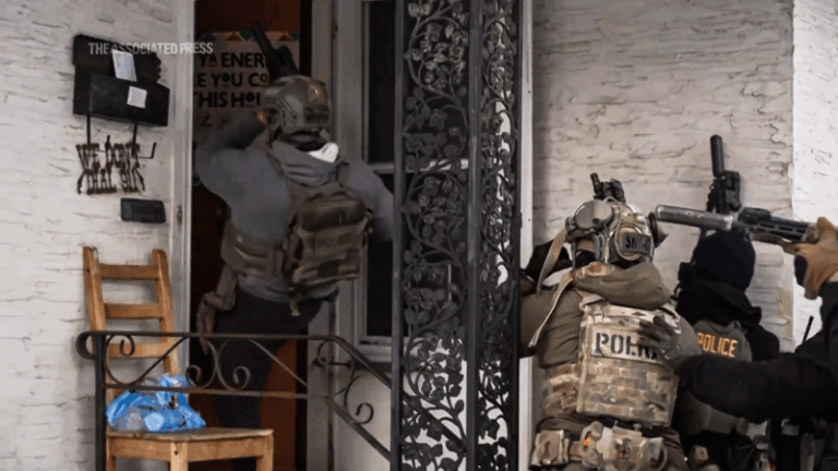 Federal Agents Used a Battering Ram to Enter a Minneapolis Home Without Valid Warrant, Video Shows