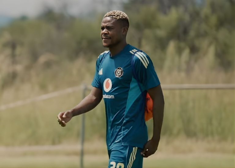 Spotted: New Pirates signing spotted with Mako’s jersey number 
