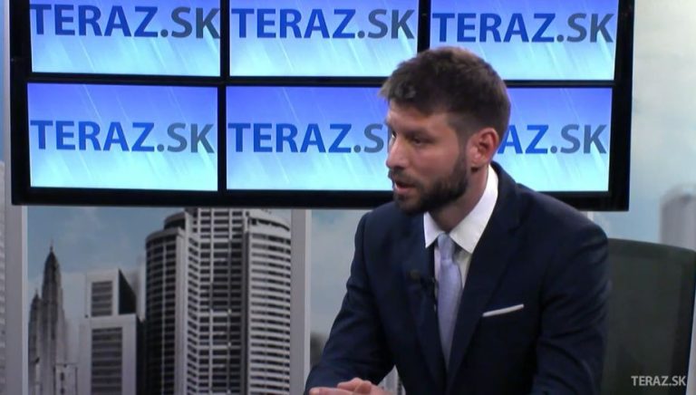 The opposition PS reproaches the Slovak government for not taking a clear stance in the dispute between the USA and the EU