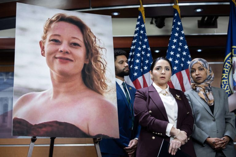 Public Rage Against ICE Sends Democrats Scrambling for a Response