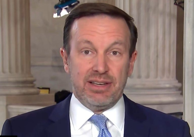 Democrats Plan To Mass Fire Trump’s ICE Agents