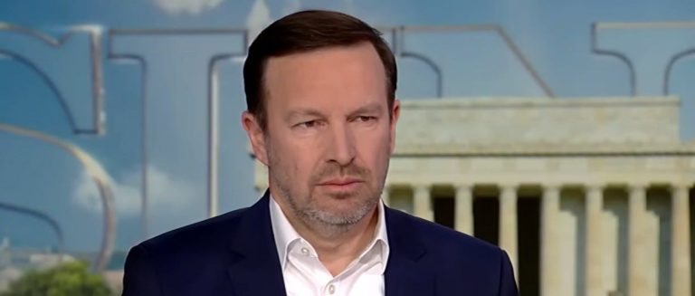 Chris Murphy Goes On Fox News And Obliterates Their ICE Lies