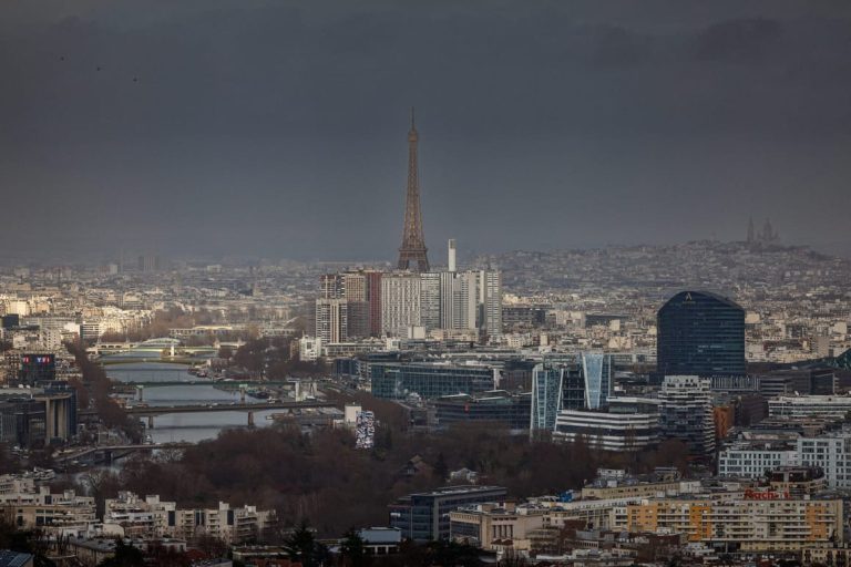 SONDAGE EXCLUSIF : à Paris, Grégoire en hausse, Dati stagne, Knafo qualifiée