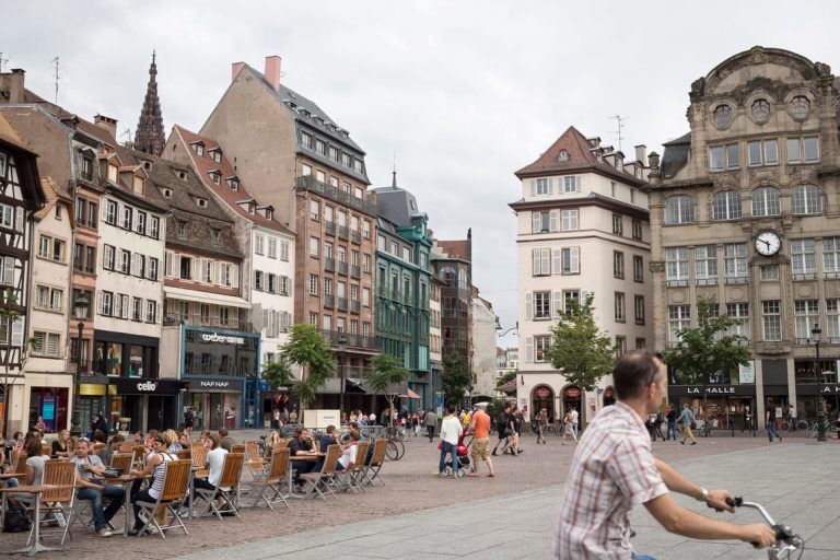 SONDAGE. Trautmann favorite des municipales à Strasbourg, malgré un premier tour incertain