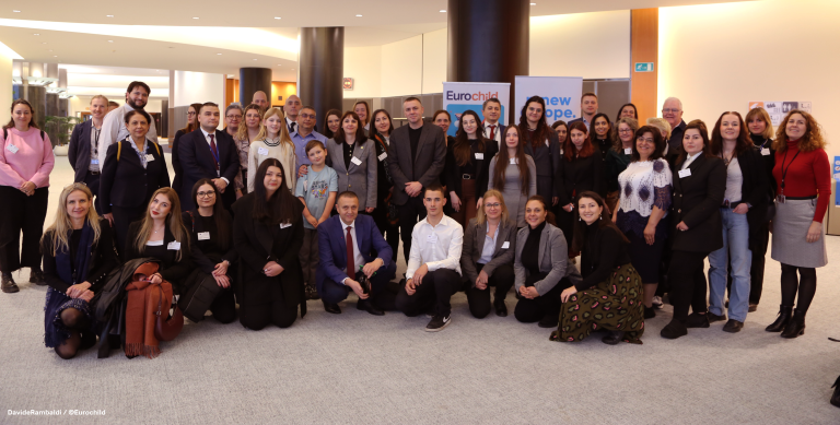 EU Anti-Poverty Strategy Report adopted: Civil society welcomes Parliament’s vote but report still leaves many behind