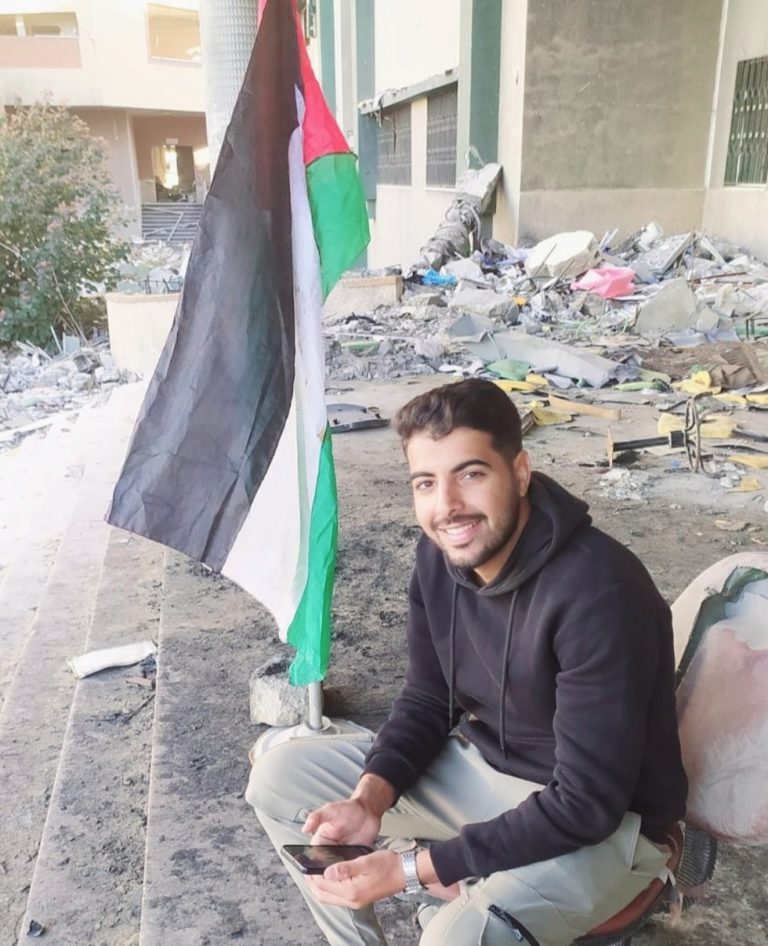 Surviving in Gaza Through Learning, Writing, and Freelancing