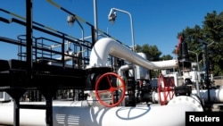 EU Quizzes Ukraine On Timeline For Repair Of Druzhba Oil Pipeline