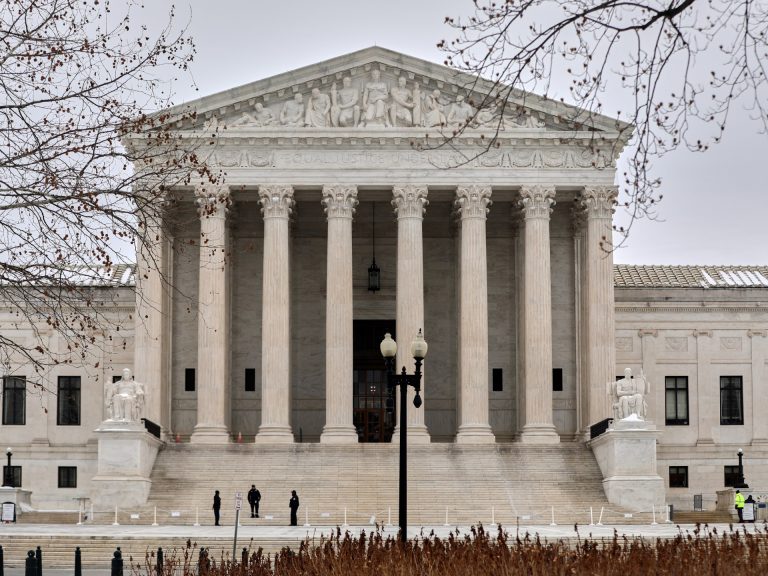 US Supreme Court strikes down Trump’s global tariffs