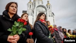 ‘Sea Of Pain’: Emotional Ceremonies Held Across Ukraine As Russia’s Full-Scale Invasion Enters 5th Year
