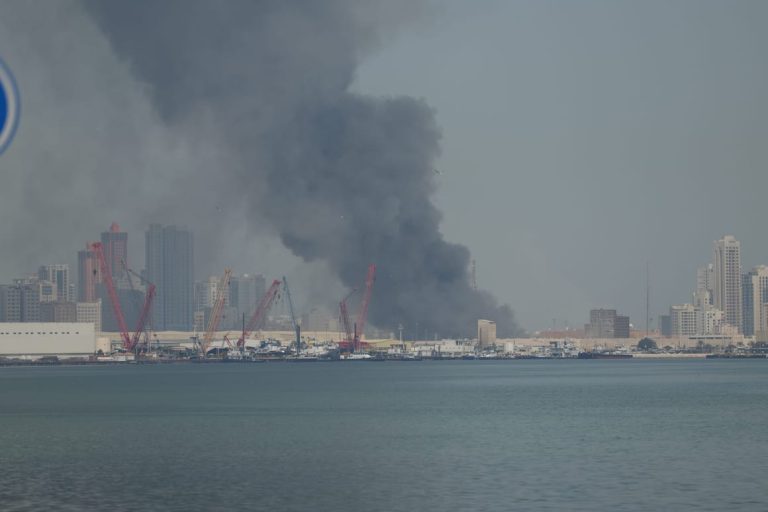 Iran launches counterattacks against US bases in the Gulf