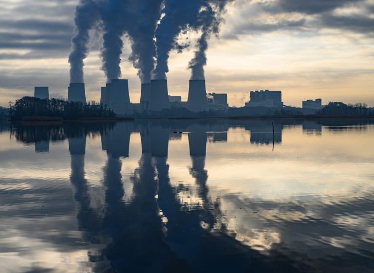 Pourquoi la nouvelle loi européenne sur l’industrie est une politique climatique déguisée