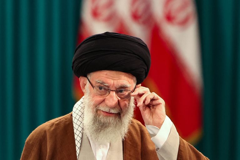How does Iran pick a new supreme leader?