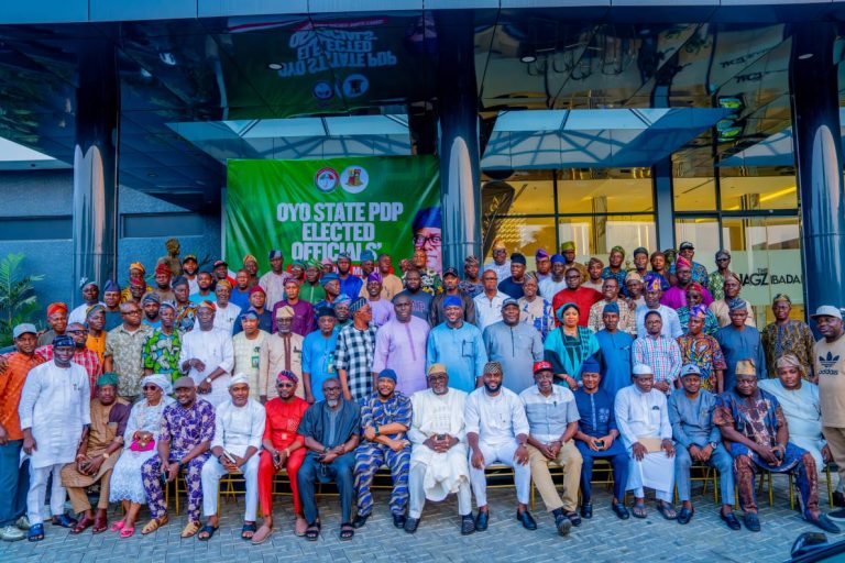Oyo PDP Elected Officials Pass Vote Of Confidence In Makinde, Pledge Unity, Strong Push For 2027
