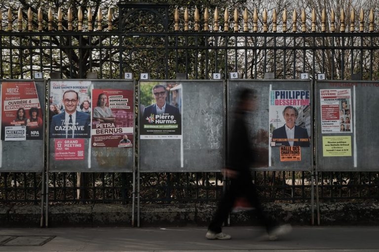 SONDAGE EXCLUSIF. A Bordeaux, un premier tour très ouvert