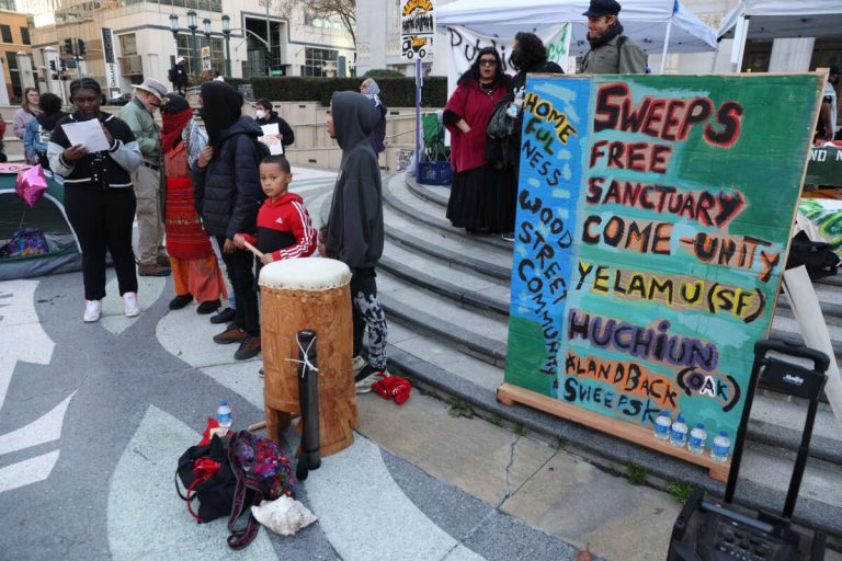 Republicans and Democrats Are United in Their War on the Unhoused