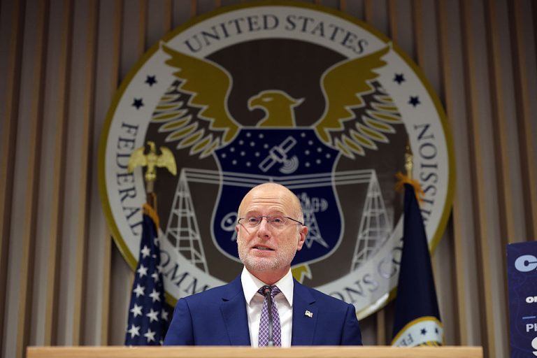 FCC warns broadcasters over Iran War coverage