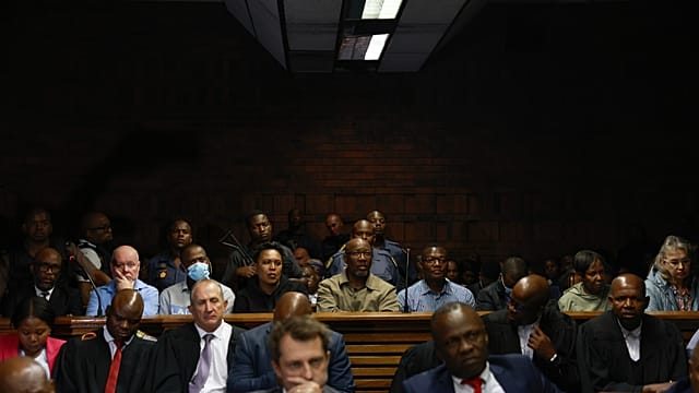 South Africa: 12 police officers charged with corruption appear in court