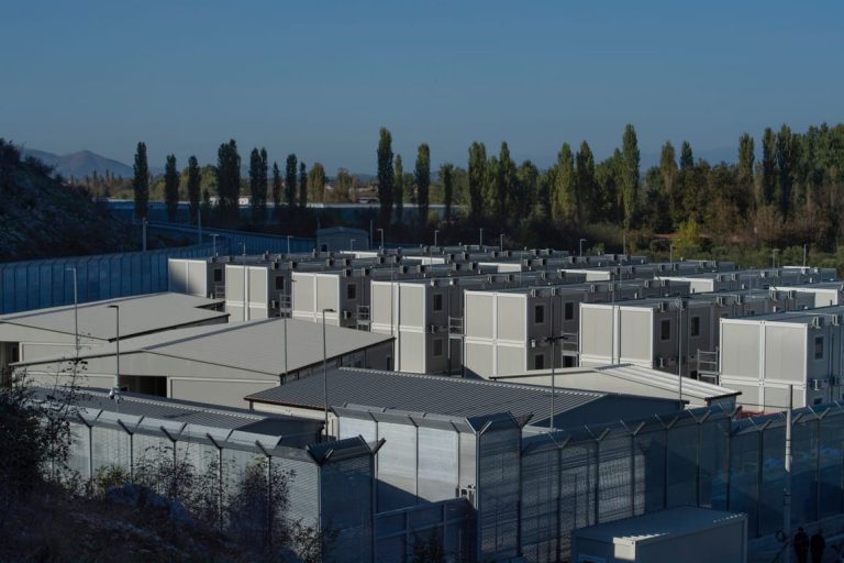 EU countries push to set up deportation hubs by year-end