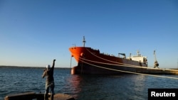 Sanctioned Russian Oil Tanker Enters Cuban Waters, Possibly With US Permission